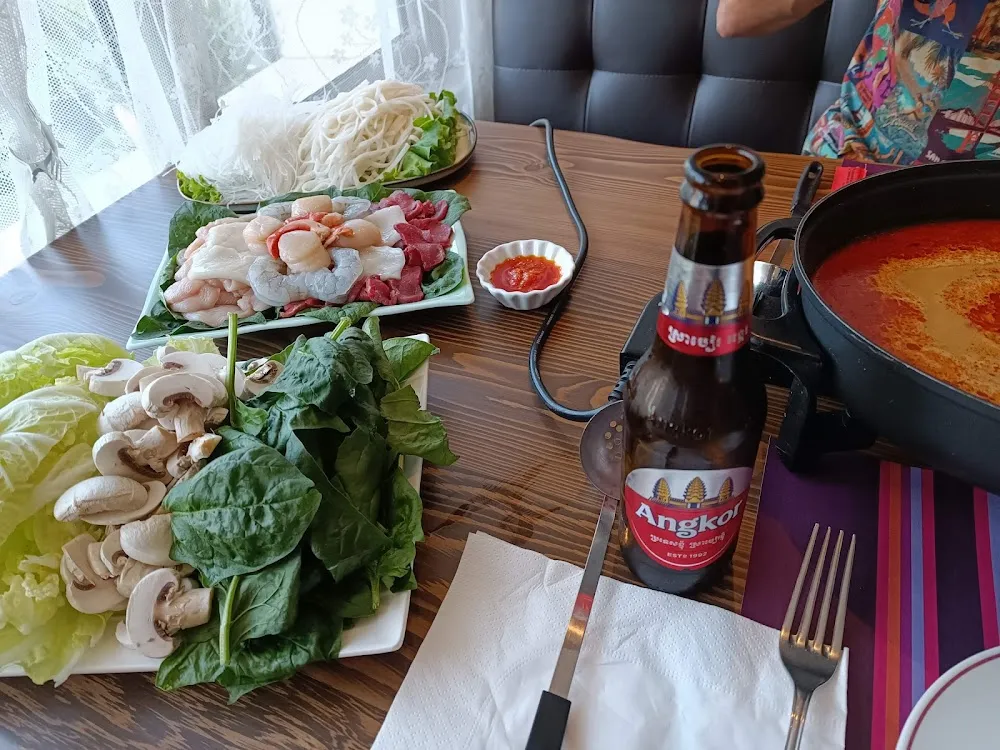 Fondue Chinoise Boeuf Poulet Et Fruits de Mer